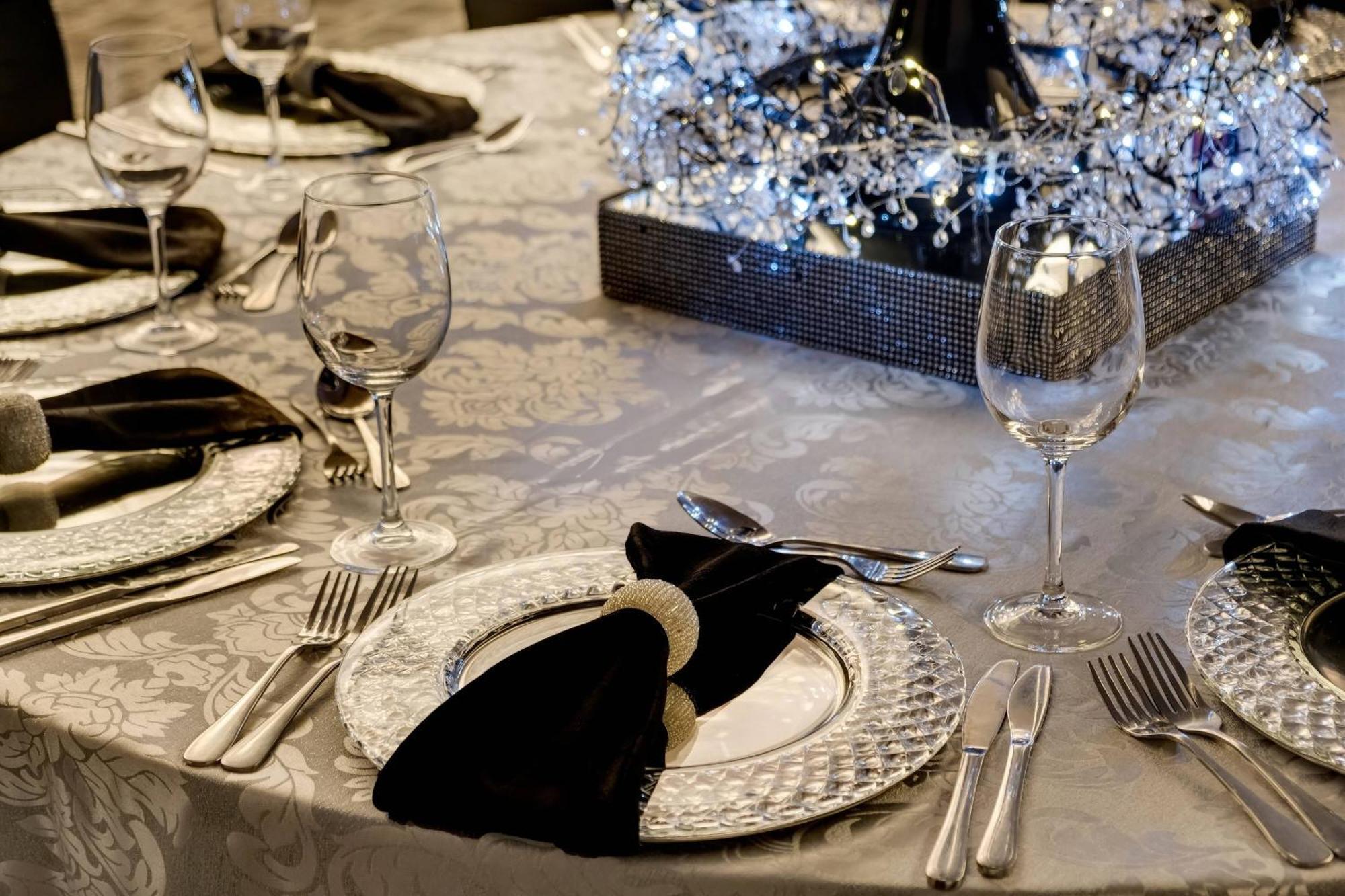 Protea Hotel Fire & Ice! By Marriott Pretoria Menlyn Exterior photo