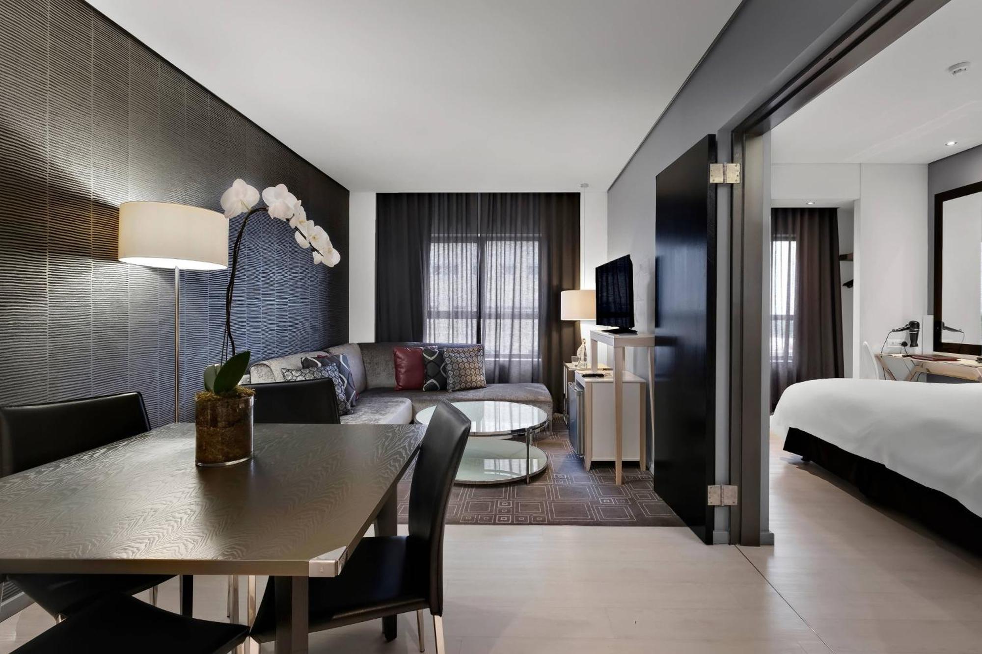 Protea Hotel Fire & Ice! By Marriott Pretoria Menlyn Exterior photo